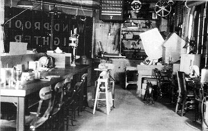 Zippo ���q�Ĥ@�N�u�t����